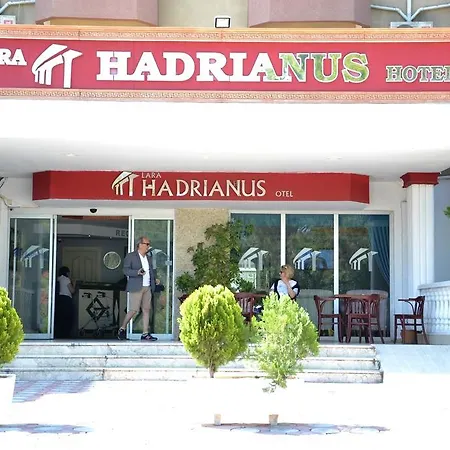 Hotell Lara Hadrianus 3*